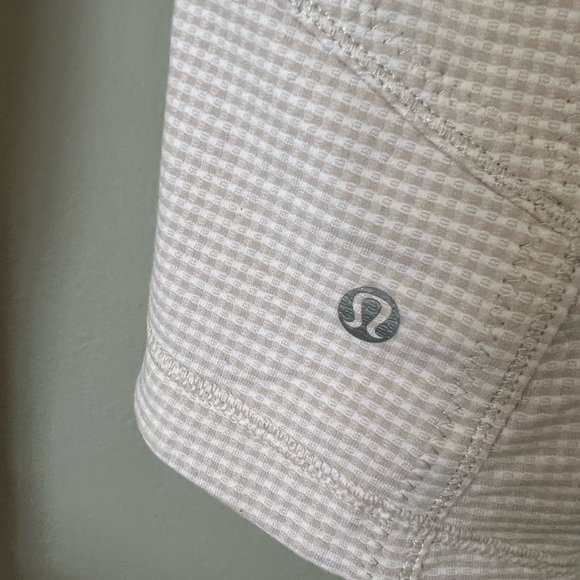 Lululemon Define Jacket Gingham Pattern - Picture 5 of 6